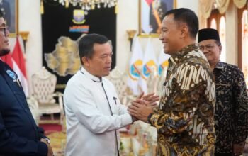 Gubernur Al Haris Terima Komisaris Utama Jasa Raharja, Bahas Pajak Kendaraan dan Infrastruktur Jambi 9 IMG 20260725 WA0045