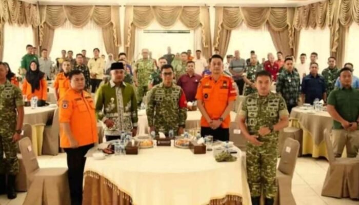 Karhutla Tebo: Bupati Agus Rubiyanto dan Danrem 042/Gapu Perkuat Sinergi Hadapi Musim Kemarau