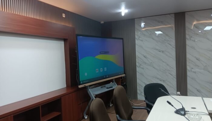 Dindikbud Tangsel Beli 10 TV Rp1,9 Miliar, Satu TV Hampir Rp190 Juta