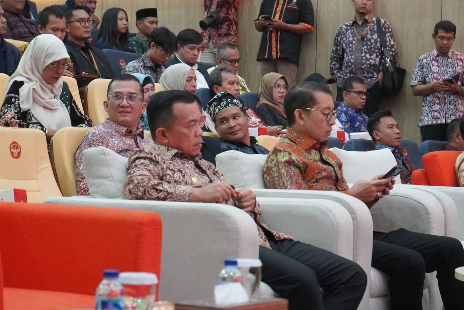 Al Haris Dampingi Fadli Zon Kuliah Umum di UNJA, Soroti Peran Budaya untuk Masa Depan Indonesia 1 IMG 20260802 WA0051