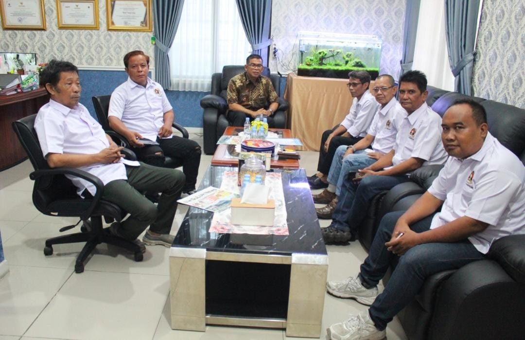 PWI Kota Tangerang Serahkan SK ke Kesbangpol, Wawan Fauzi: Peran Media Bisa Berdampak Besar hingga Fatal 1 IMG 20260807 WA0052