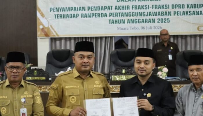DPRD Tebo Setujui APBD 2025, Fraksi Beri Catatan Keras ke Pemkab