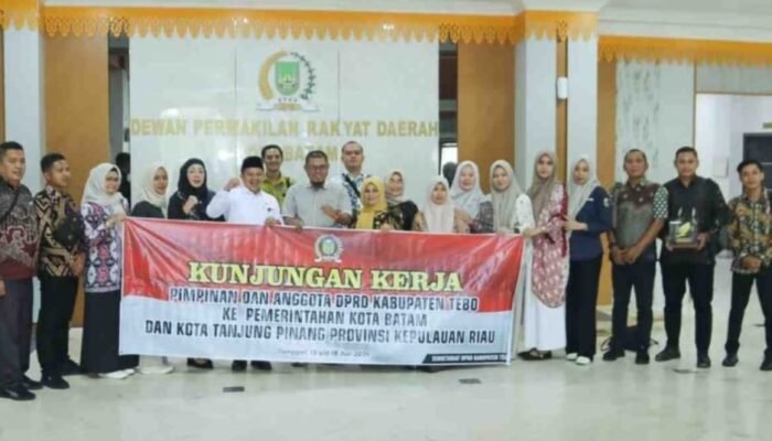 DPRD Tebo Kunker ke Batam, Dalami PAD dan Strategi Penguatan BUMD