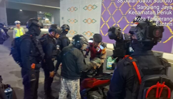 Razia Polsek Jatiuwung Dini Hari Sasar Tawuran hingga Curanmor