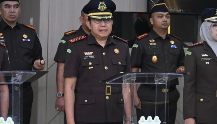 Mantan Kajari Gianyar Agus Wirawan Eko Saputro Resmi Dilantik Kajati Jabar Pimpin Kota Bogor