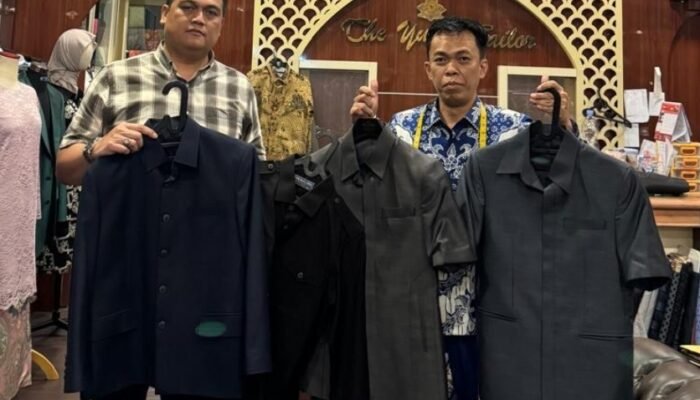 Di Tangerang Baju 55 Wakil Rakyat Rp1,14 Miliar, Woll Italy, Rp20,7 Juta per Orang!