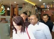 Kejari Denpasar Eksekusi Advokat Togar Situmorang ke Lapas Kerobokan 10 IMG 20260925 044458