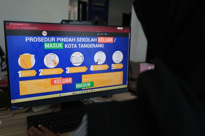 Mau Pindah Sekolah di Kota Tangerang? Sekarang Cukup dari Rumah, Begini Caranya 1 bank foto