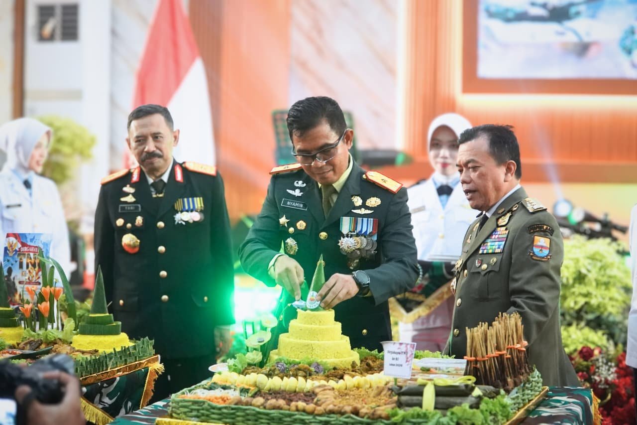 Gubernur Al Haris Apresiasi TNI, Siaga Hadapi Kabut Asap di Jambi 1 IMG 20261005 WA0024