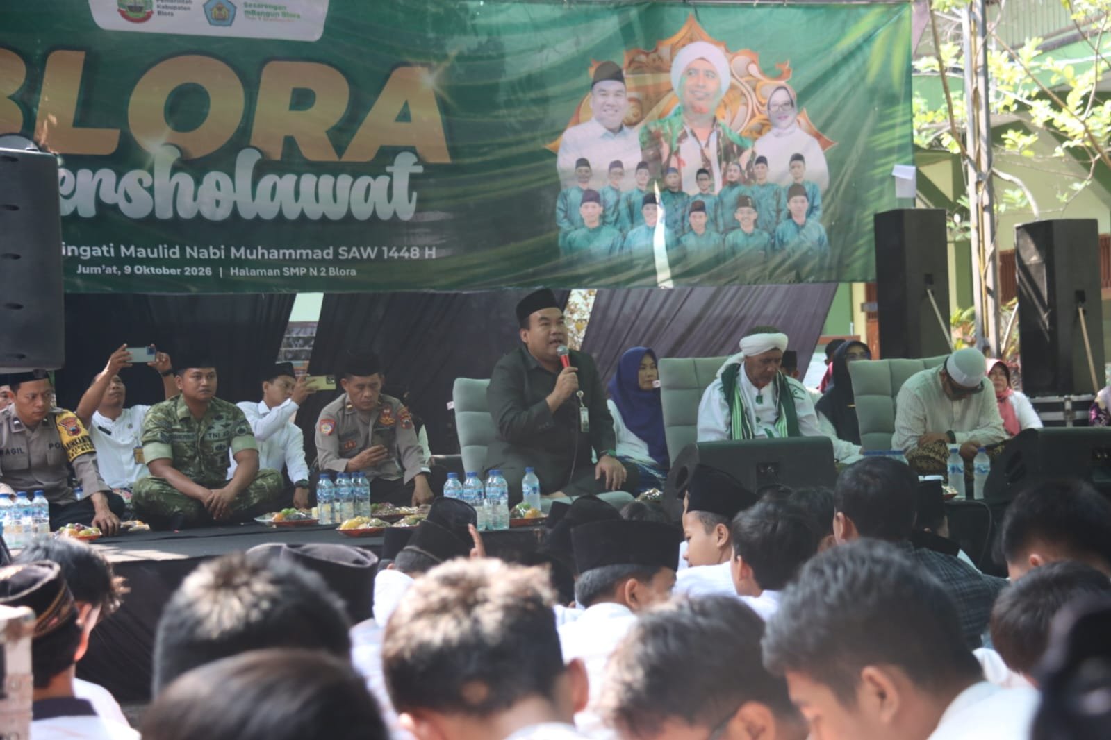 Dari Bocah Desa Jadi Bupati, Arief Rohman Bikin Kagum Siswa SMPN 2 Blora 3 IMG 20261009 WA0001