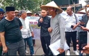 Ratusan Petani Tangerang Geruduk Pemkab, Desak Kadis DPKP Buktikan Pernyataan 5 IMG 20261019 WA0031