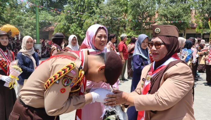 Dari Pramuka Garuda Jadi Dandim, Letkol Yudhi Motivasi 40 Siswa SMPN 2 Blora