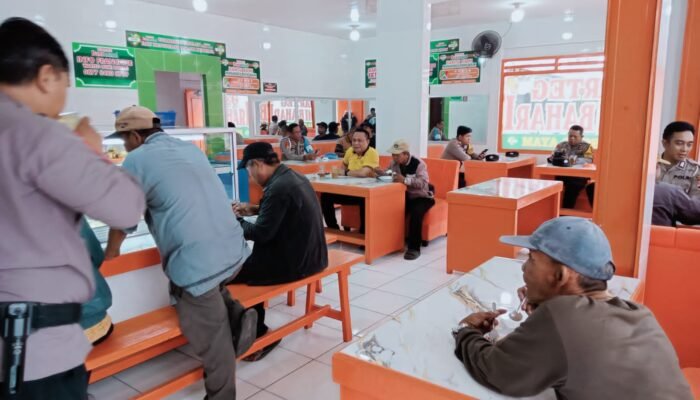 Polsek Pasarkemis Gandeng Ojek Pangkalan, Makan Bersama Sambil Cegah Tawuran dan Geng Motor