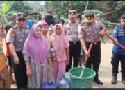 Polresta Tangerang Salurkan 3.000 Liter Air Bersih untuk 300 KK di Sindang Jaya 11 IMG 20261024 WA0005