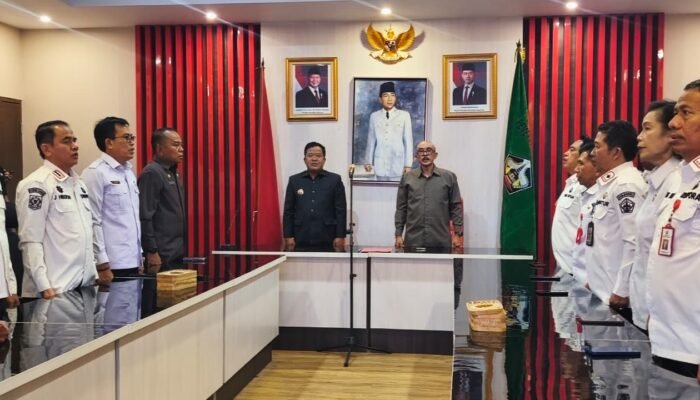 Bupati Bangli Lantik 2 Pejabat Eselon II, Ini Jabatan Baru Keduanya