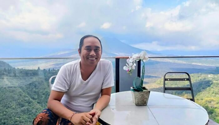 Filosofi Sabung Ayam di Pura Ratu Sang Pasek dan Wali Saban Pasek Desa Sukawana-Kintamani